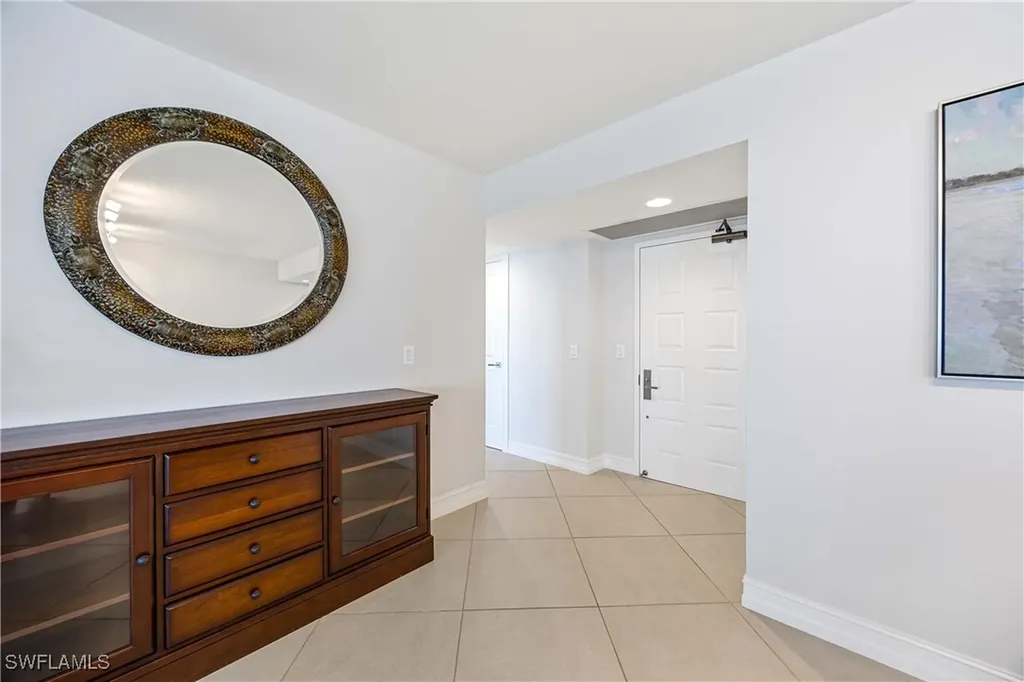 10691 Gulf Shore Drive Naples FL 34108