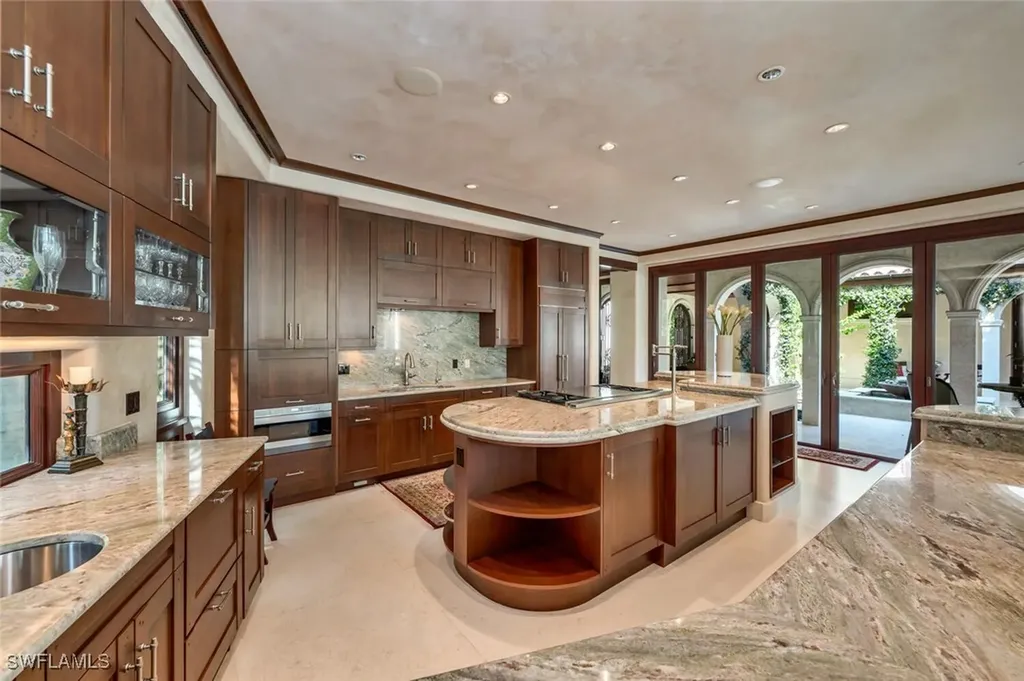 2233 Forrest Lane Naples FL 34102