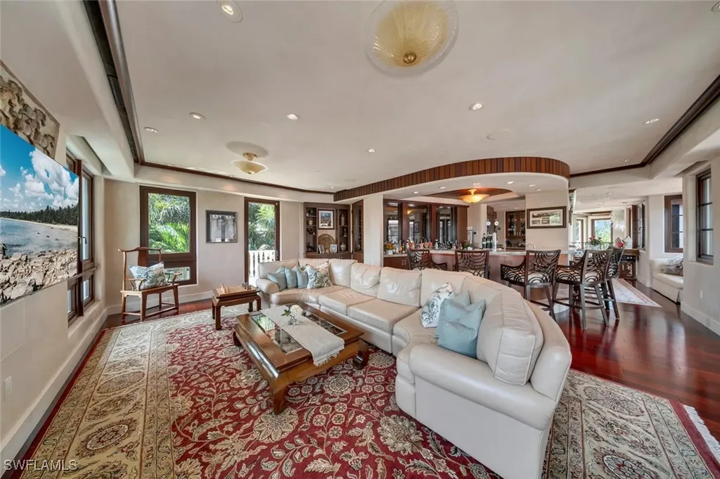 2233 Forrest Lane Naples FL 34102