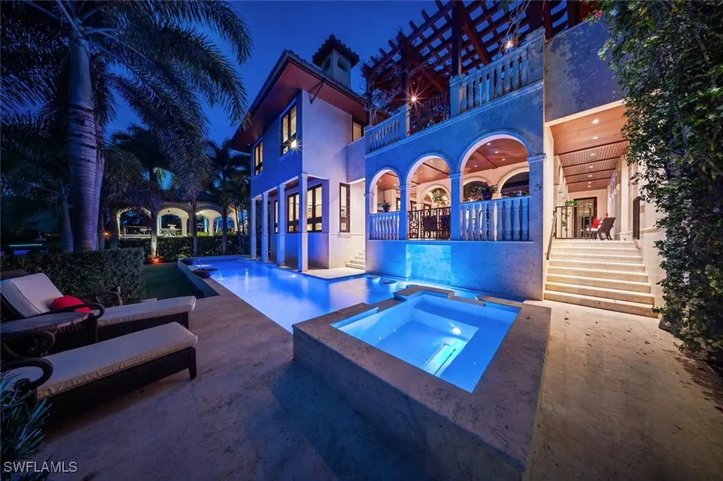 2233 Forrest Lane Naples FL 34102