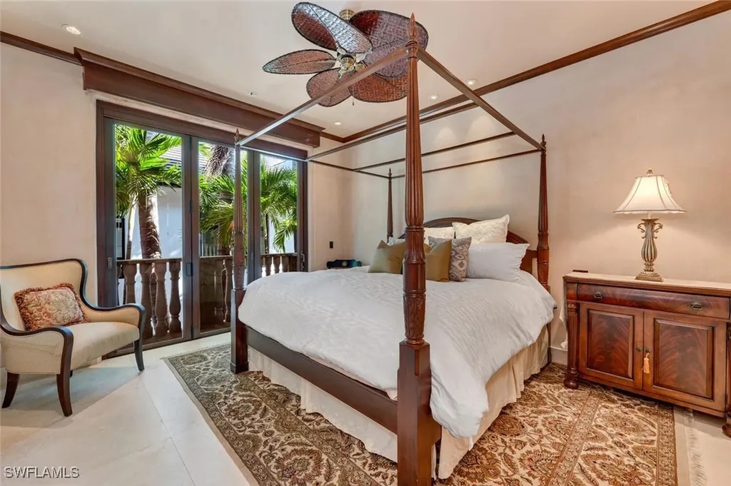 2233 Forrest Lane Naples FL 34102