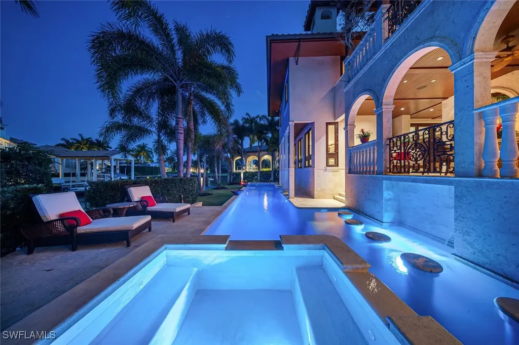 2233 Forrest Lane Naples FL 34102