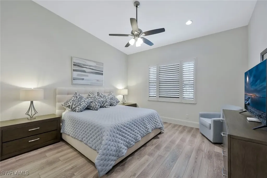 831 Sailaway Lane Naples FL 34108