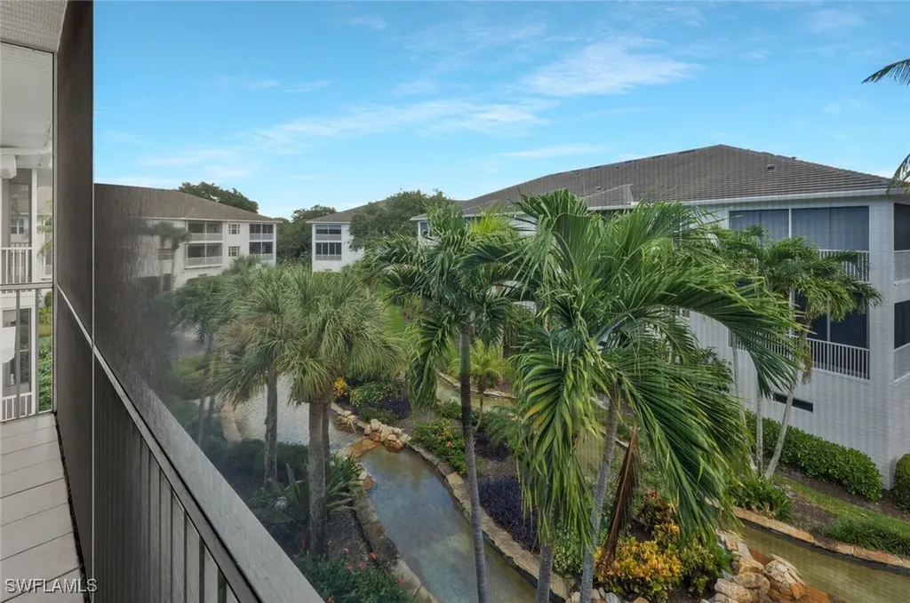 831 Sailaway Lane Naples FL 34108