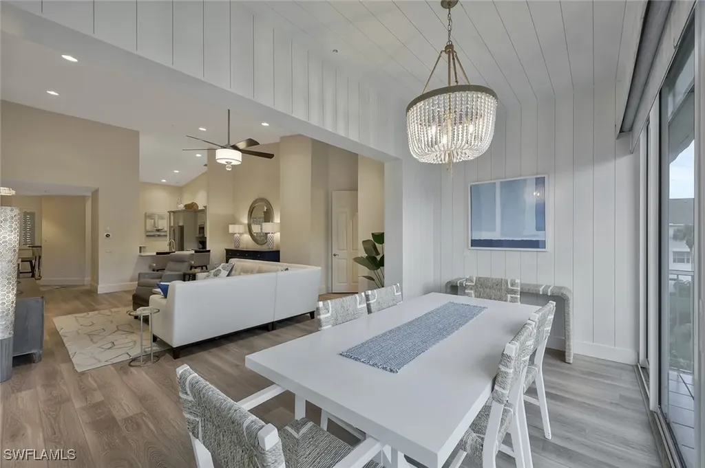 831 Sailaway Lane Naples FL 34108