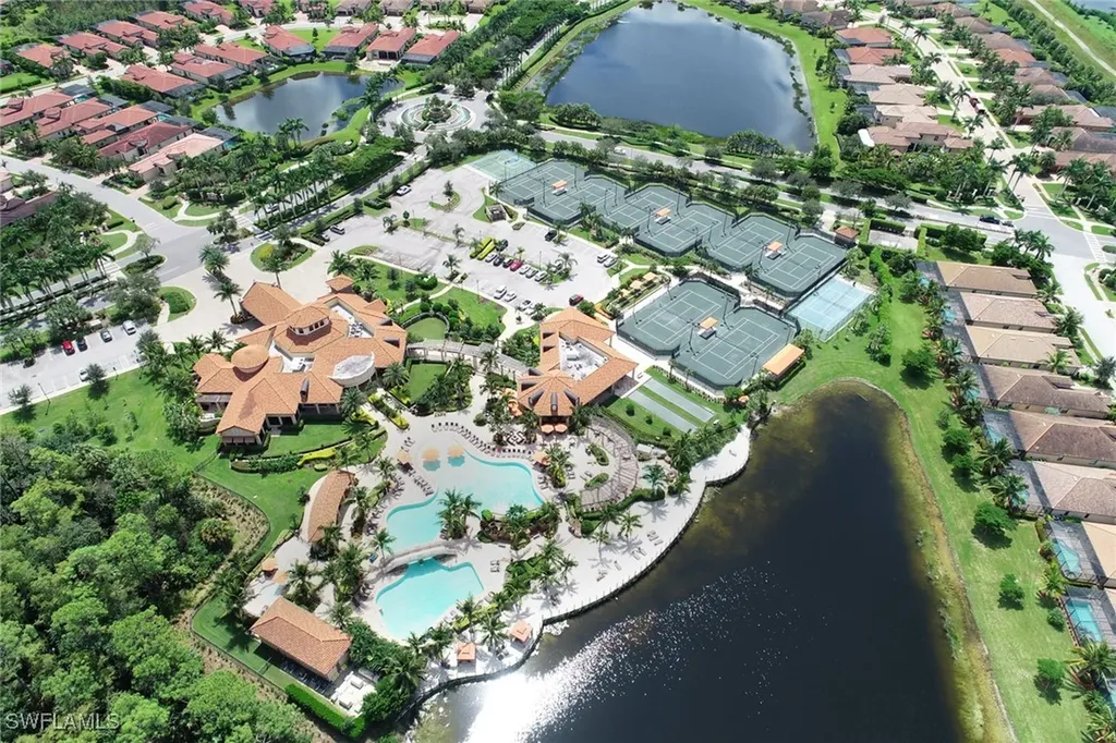 9560 Trevi Court Naples FL 34113