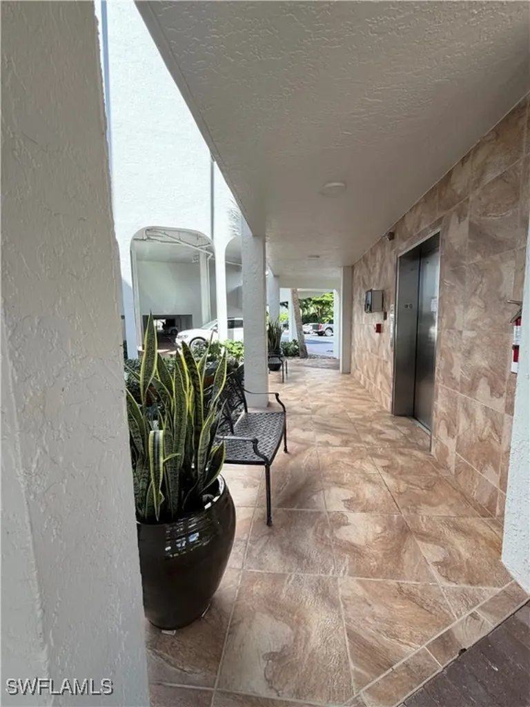 12945 Vanderbilt Drive Naples FL 34110