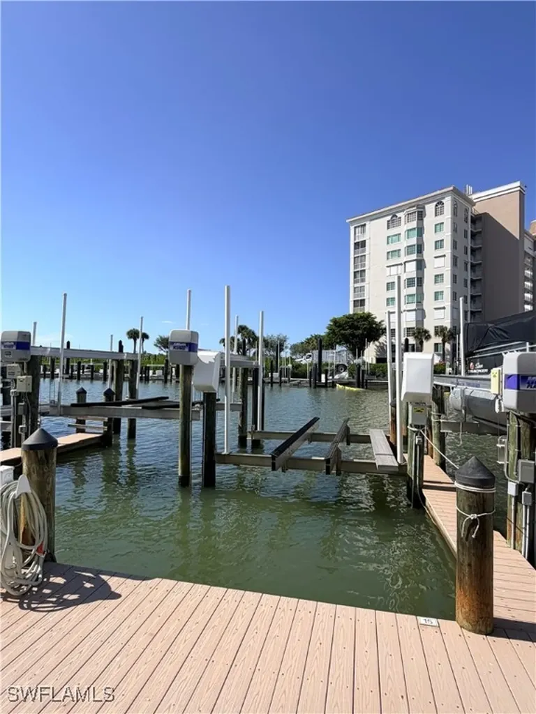 12945 Vanderbilt Drive Naples FL 34110