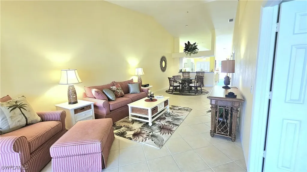 2381 Hidden Lake Court Naples FL 34112