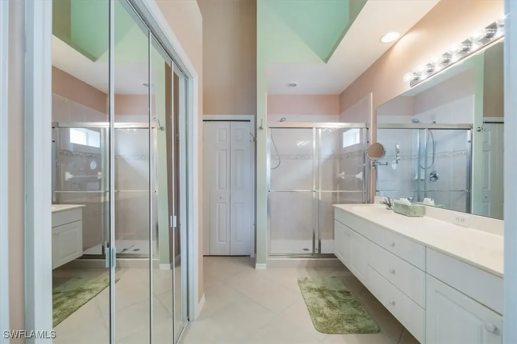 2381 Hidden Lake Court Naples FL 34112