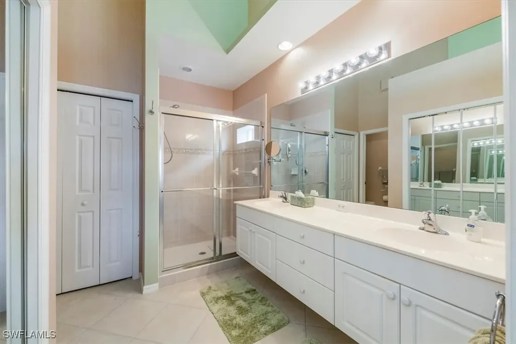 2381 Hidden Lake Court Naples FL 34112