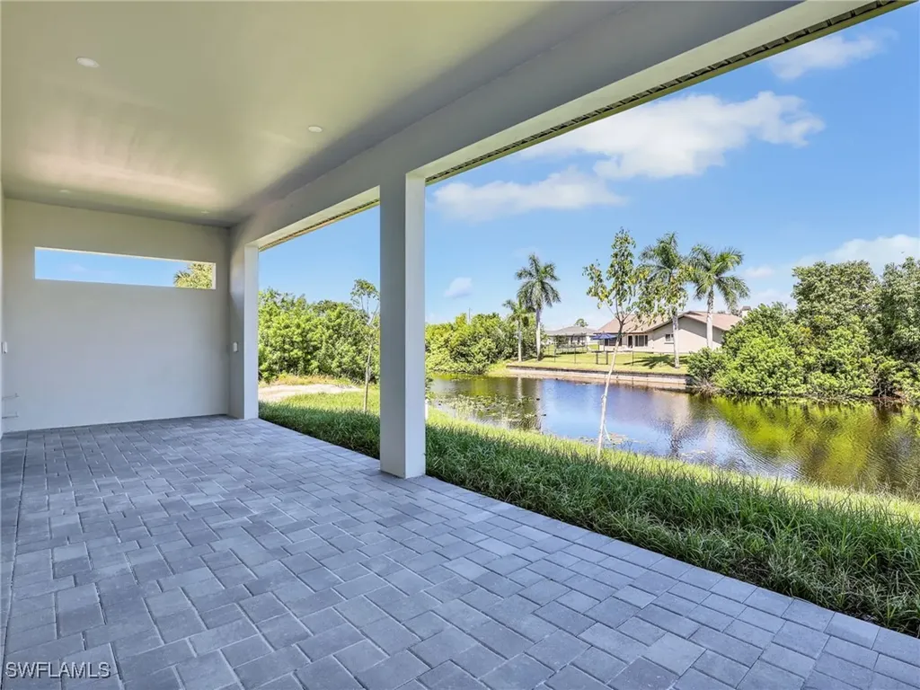 405 NW 14th Street Cape Coral FL 33993