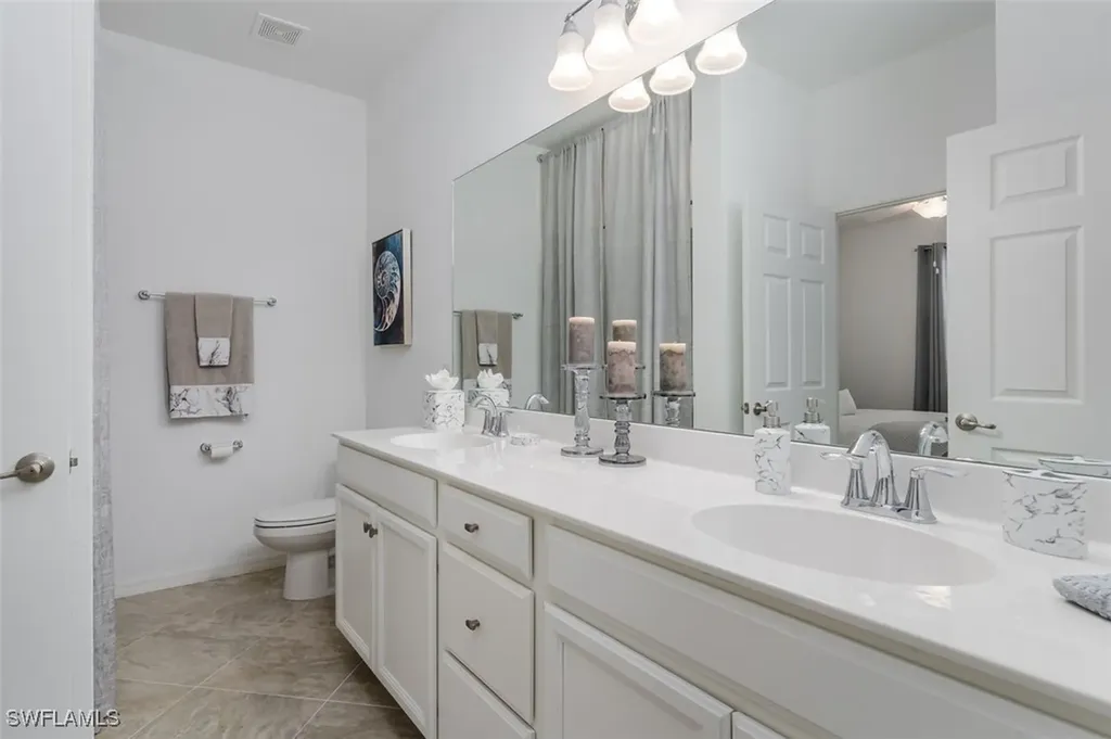 9596 Trevi Court Naples FL 34113