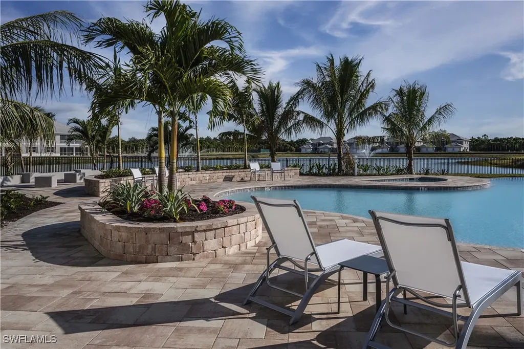 298 Indies Drive E Naples FL 34114