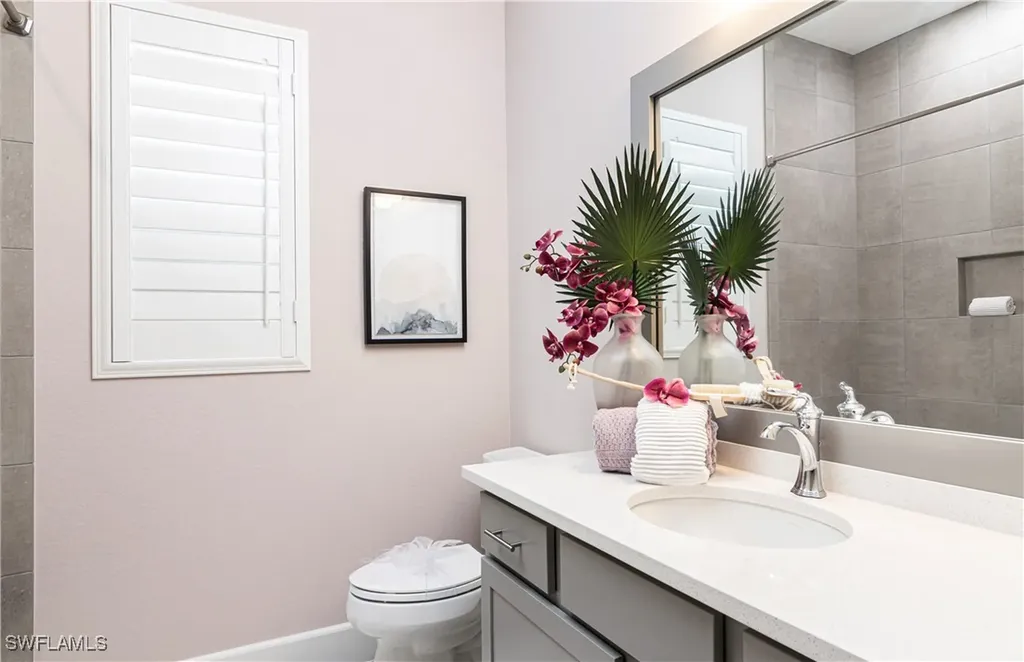 298 Indies Drive E Naples FL 34114