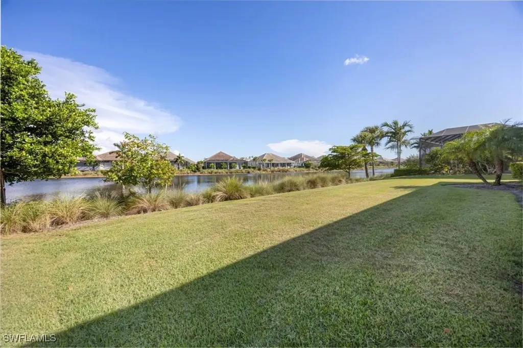 6152 Rodney Bay Lane Naples FL 34113