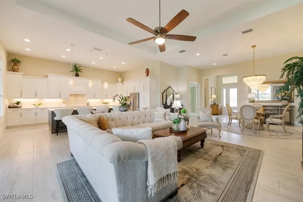 6152 Rodney Bay Lane Naples FL 34113