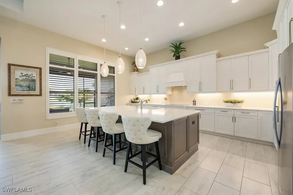 6152 Rodney Bay Lane Naples FL 34113