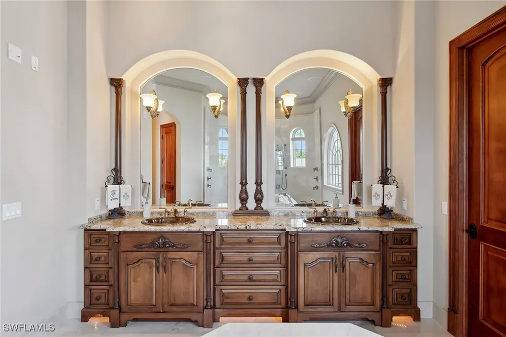 950 Giralda Court Marco Island FL 34145