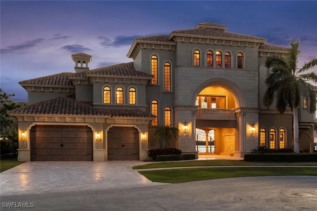 950 Giralda Court Marco Island FL 34145