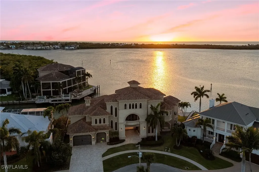 950 Giralda Court Marco Island FL 34145