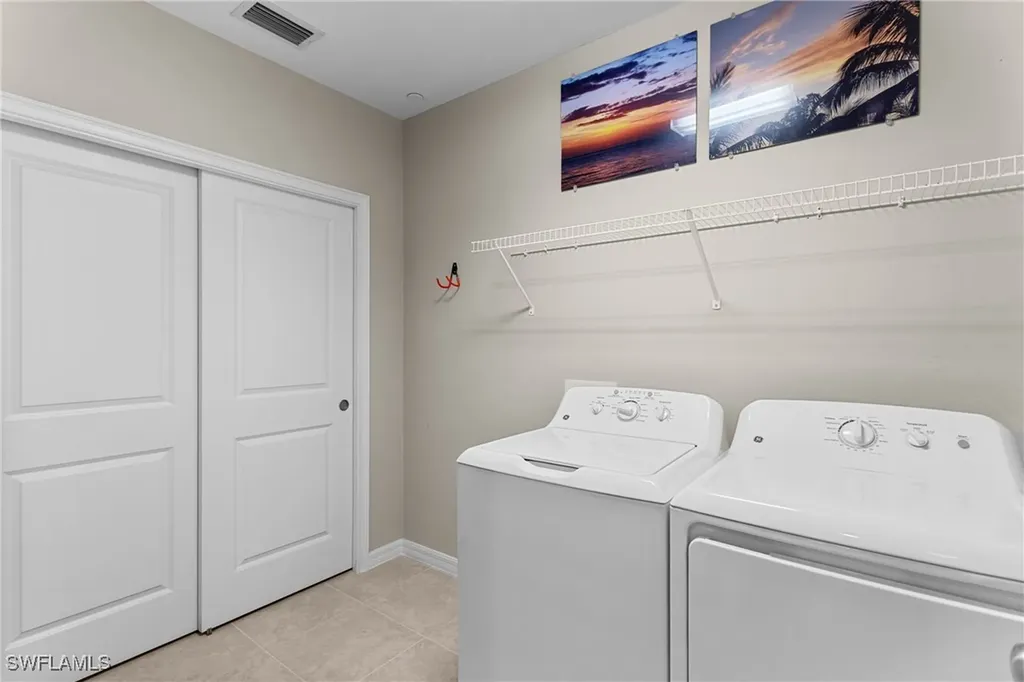 9366 Pocida Court Naples FL 34119