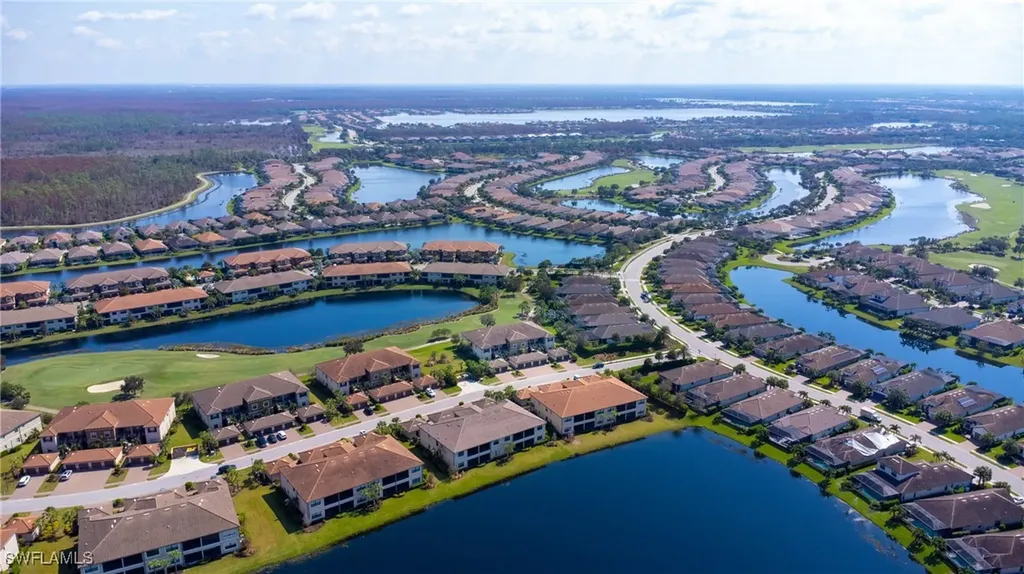 9366 Pocida Court Naples FL 34119