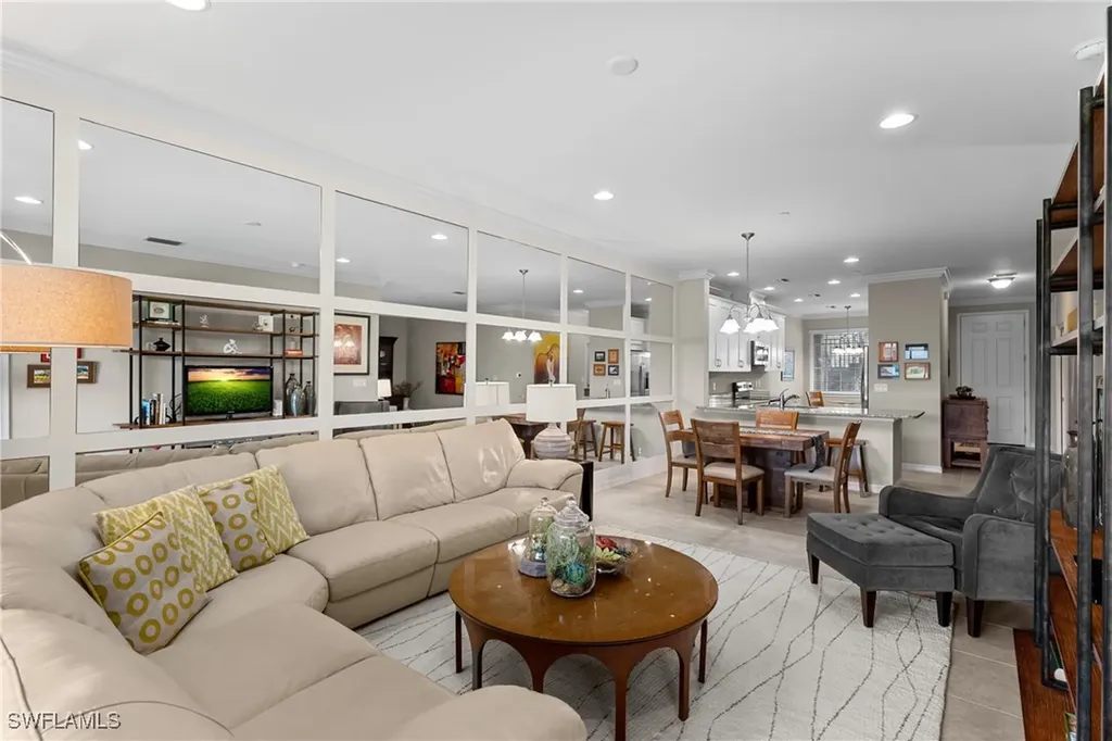 9366 Pocida Court Naples FL 34119