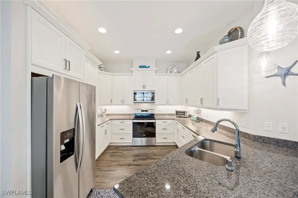 5855 Haiti Drive Naples FL 34113