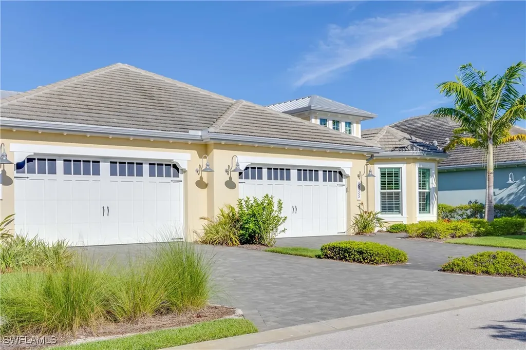 5855 Haiti Drive Naples FL 34113