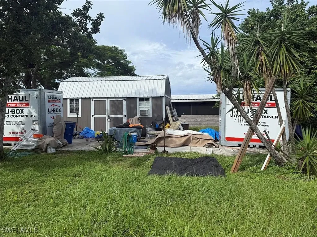 12060 Live Oak Drive Fort Myers FL 33908