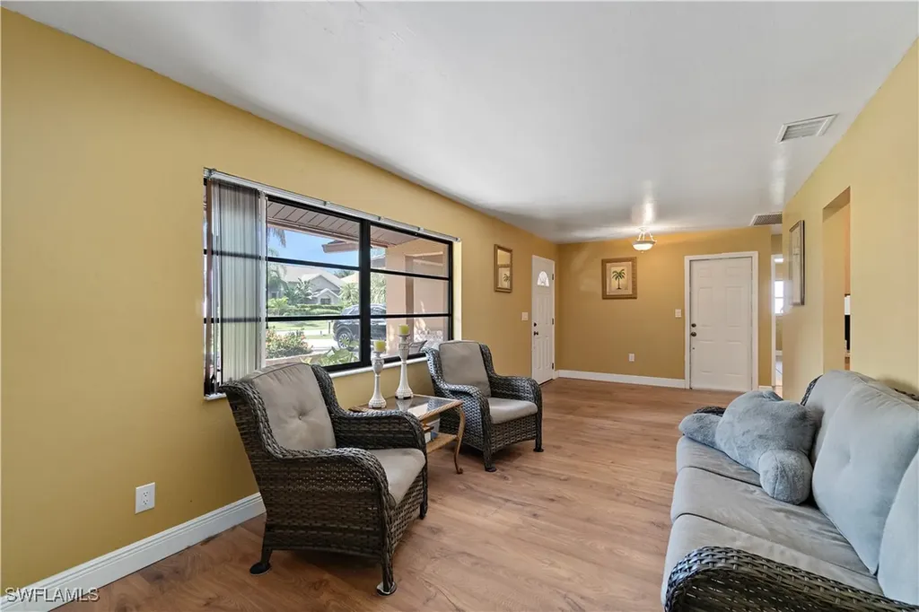 7220 Hendry Creek Drive Fort Myers FL 33908