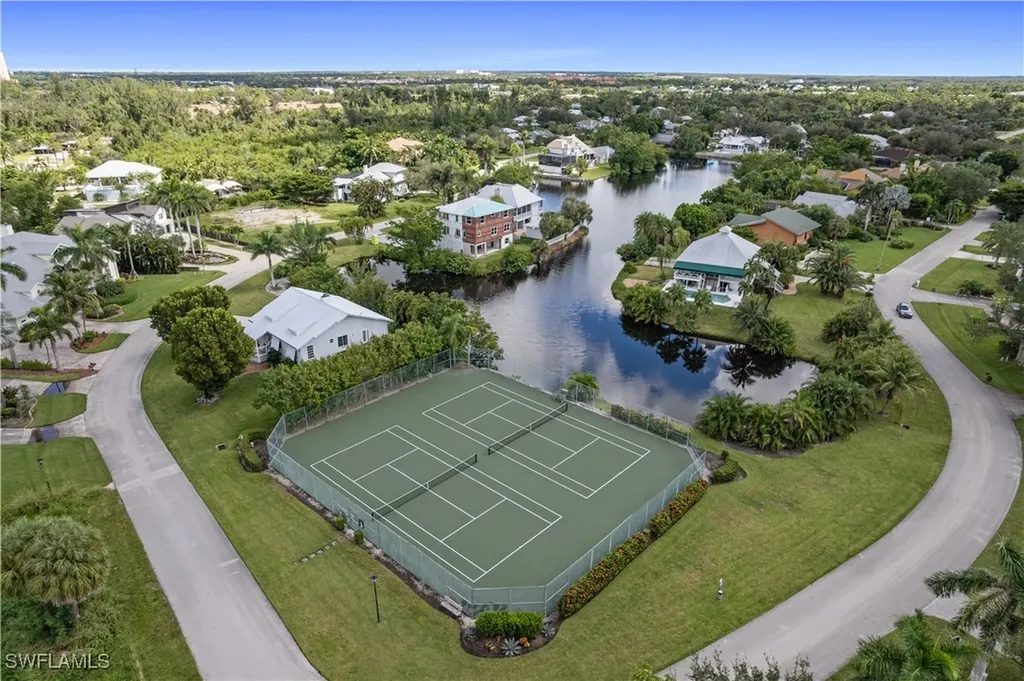 7220 Hendry Creek Drive Fort Myers FL 33908