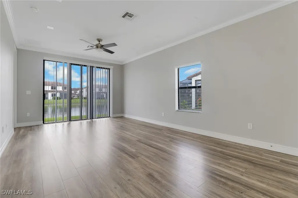 7948 Bristol Circle Naples FL 34120