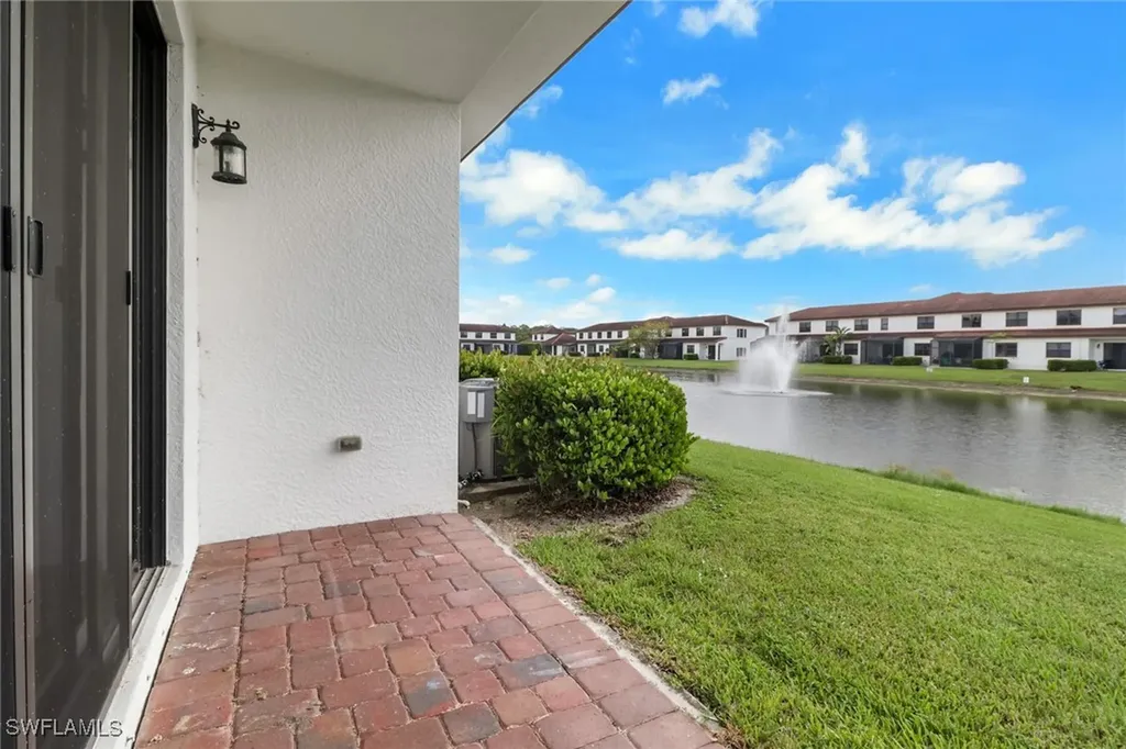 7948 Bristol Circle Naples FL 34120