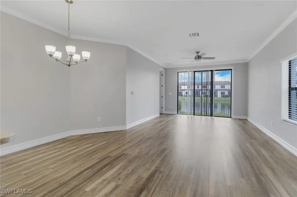 7948 Bristol Circle Naples FL 34120