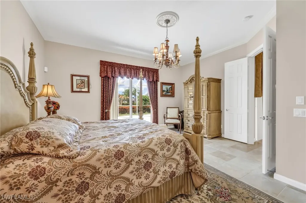 8591 Alessandria Court Naples FL 34114