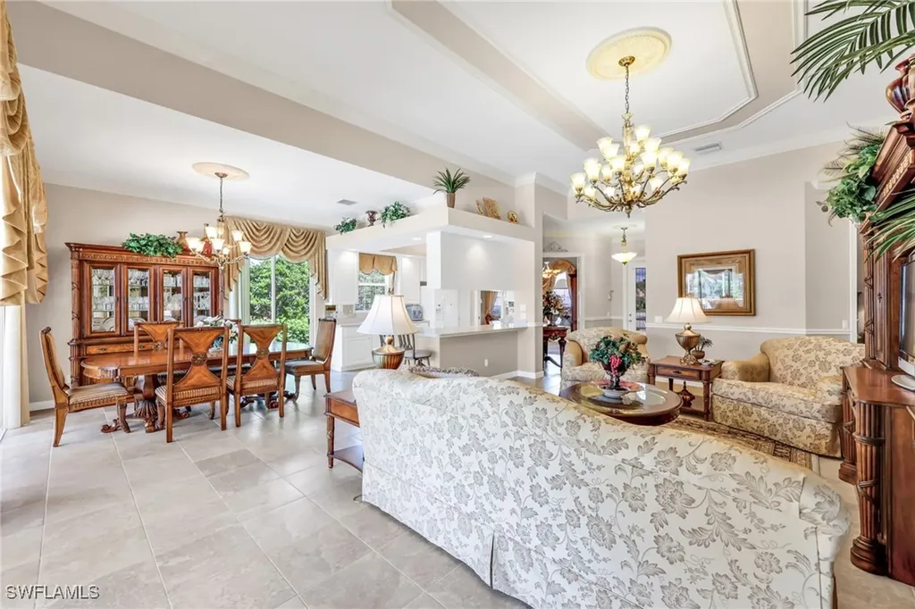 8591 Alessandria Court Naples FL 34114
