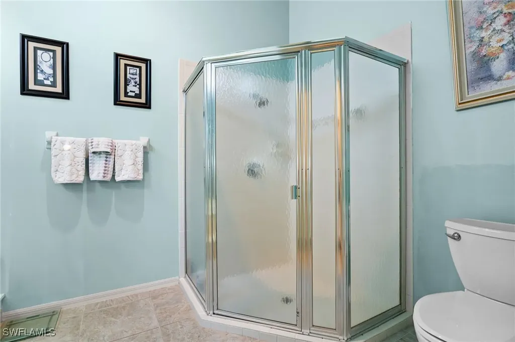 200 Saint James Way Naples FL 34104