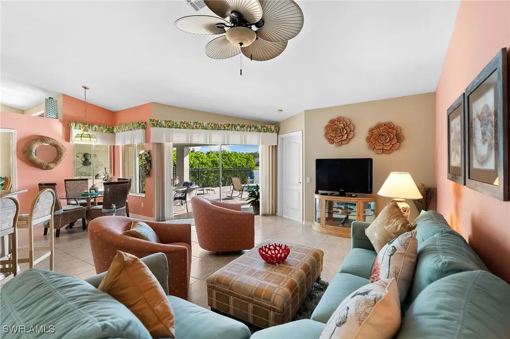 200 Saint James Way Naples FL 34104
