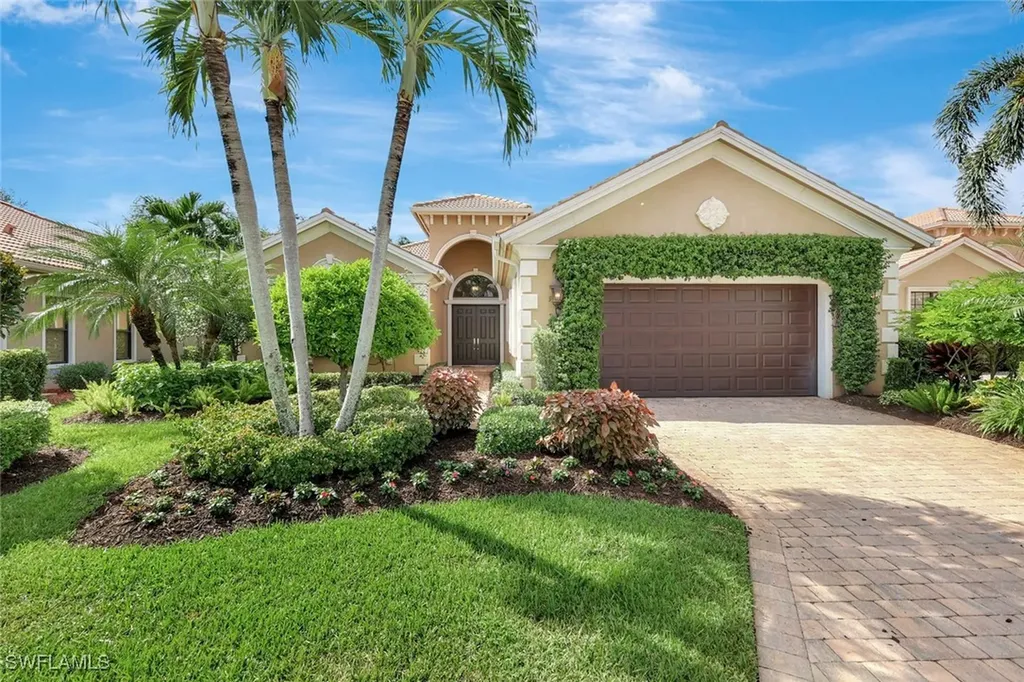 Naples FL, 5717 Hammock Isle Drive