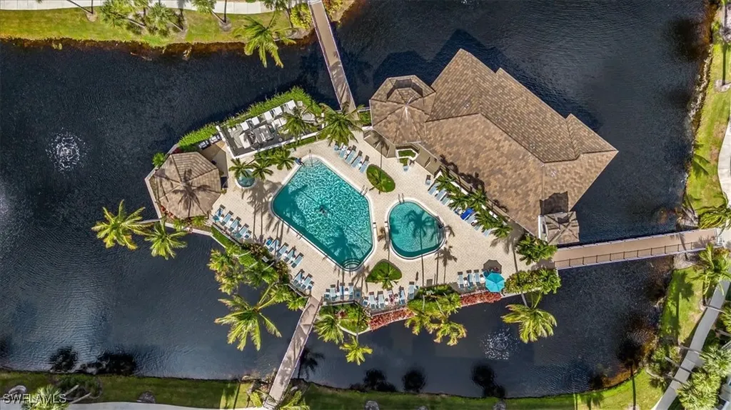 7725 Pebble Creek Circle Naples FL 34108