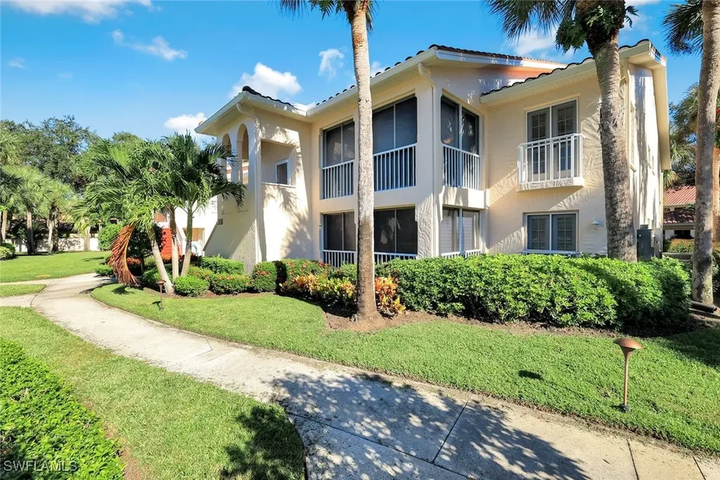 109 Tuscana Court Naples FL 34119