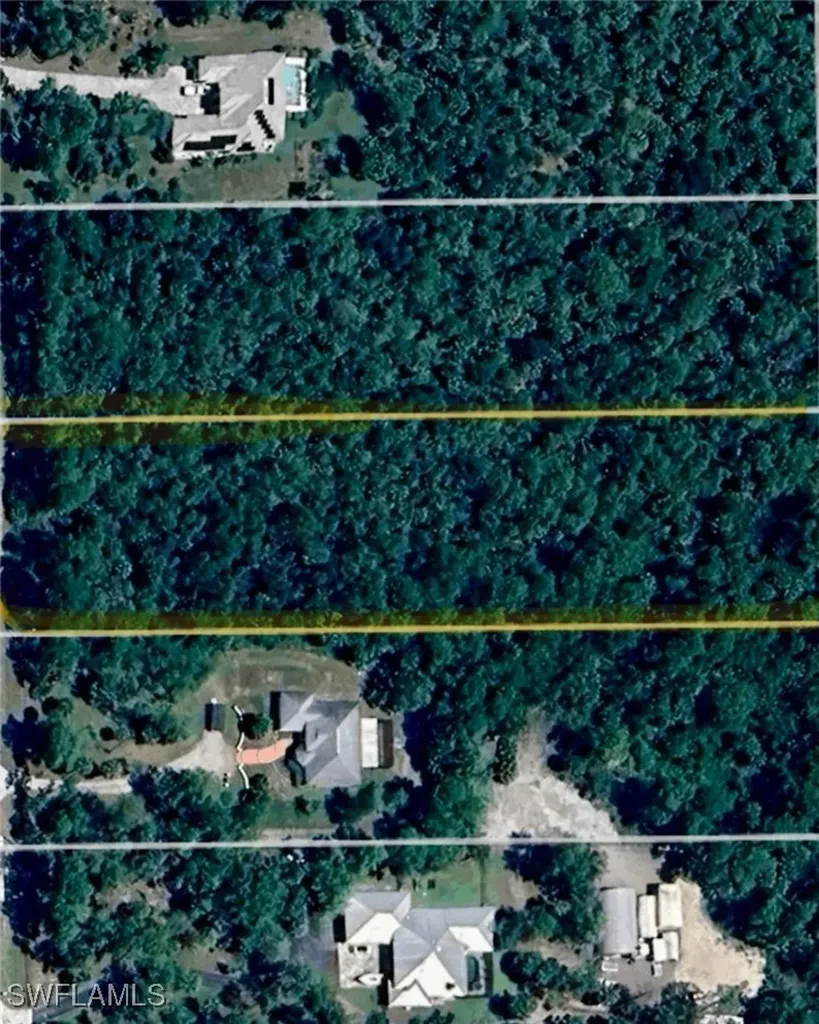 23RD Street NW Naples FL 34120