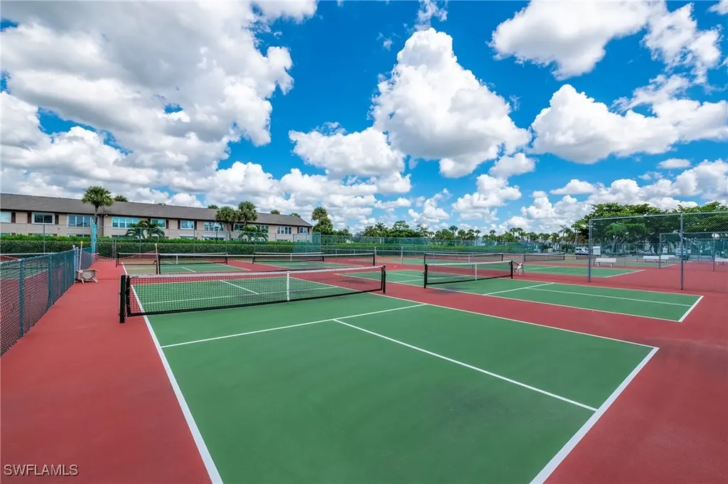 3750 Northwinds Drive Naples FL 34112