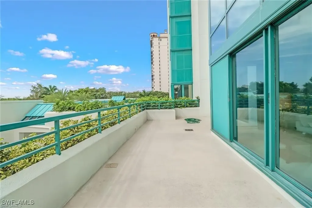 7515 Pelican Bay Boulevard Naples FL 34108