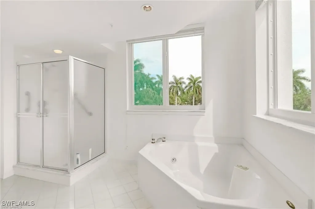 7515 Pelican Bay Boulevard Naples FL 34108