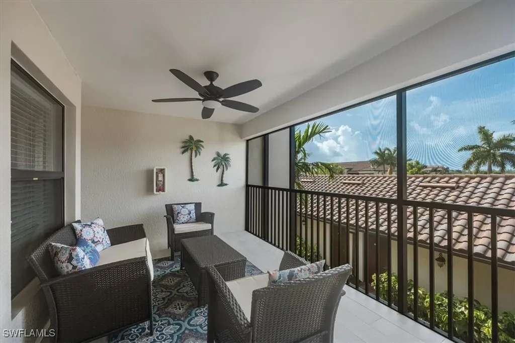9533 Avellino Way Naples FL 34113