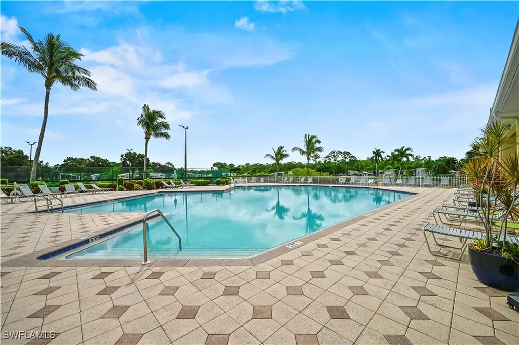 5551 Brightwood Drive Fort Myers FL 33905