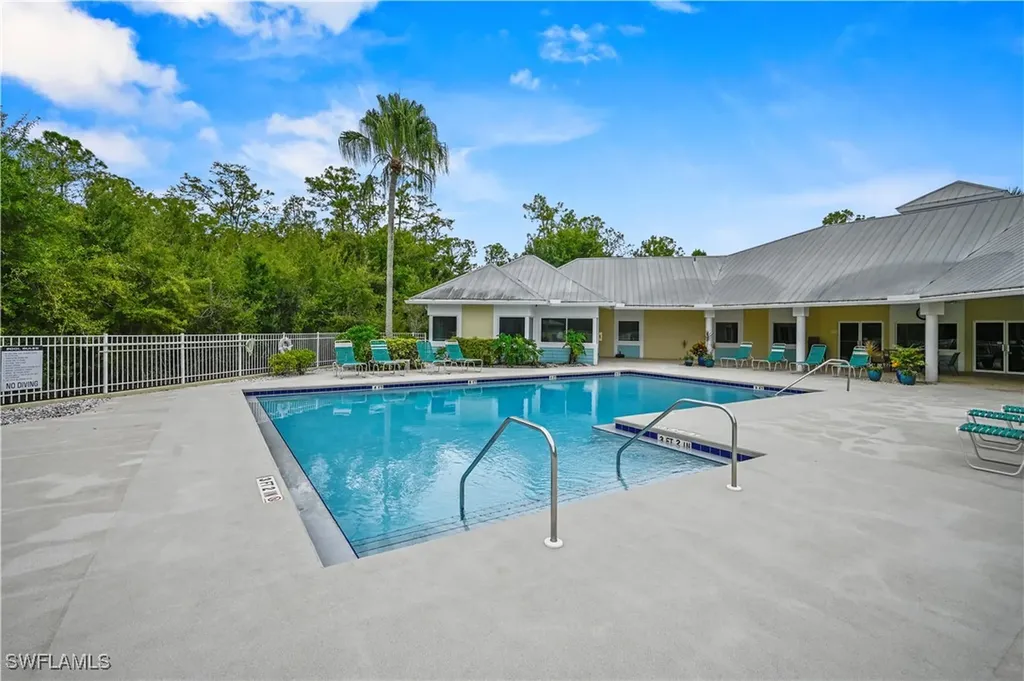 5551 Brightwood Drive Fort Myers FL 33905